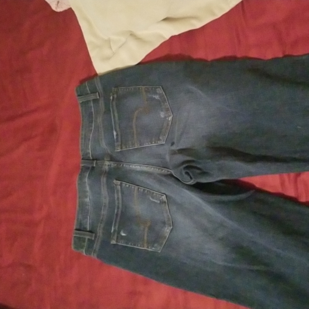 Caprise - Picture 2 of 2